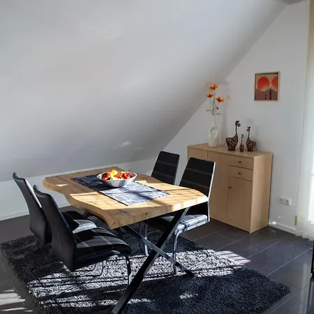 Enjoy & Relax アパート